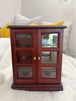 Wooden Jewelry organizer