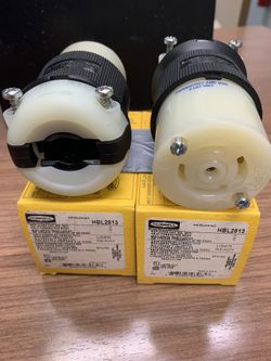 Hubbell Twist lock Connector