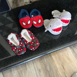Slippers 9-10c Spider-Man Shark Lot