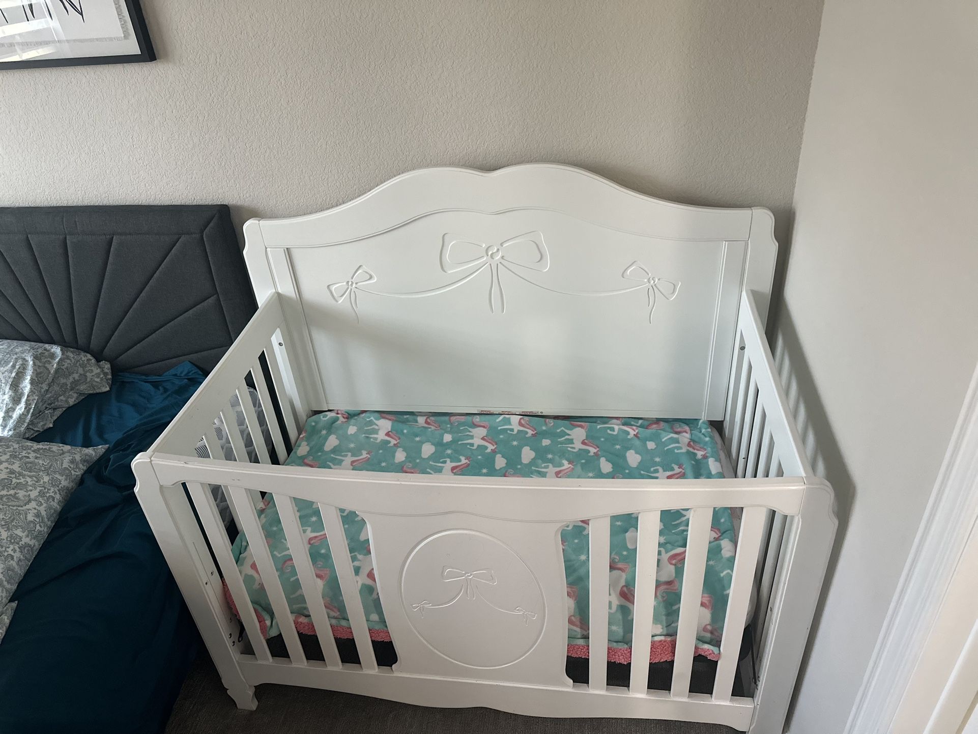 Baby Crib For Sale!!