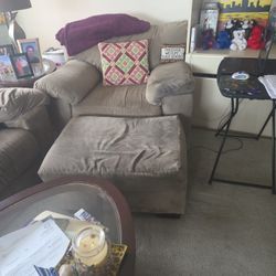 Moving sale