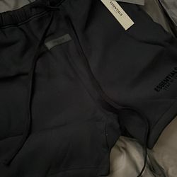 Stretch lim (black) essential shorts