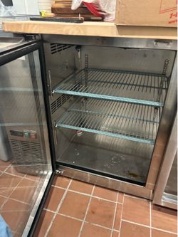 Beverage fridge