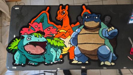 NEW CHARIZARD POKÉMON TUFTED RUG