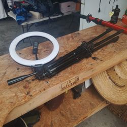 Tripod Phone Stand Light