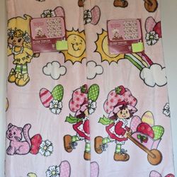 🍓 Strawberry Shortcake Easter Throw Blanket 🍓 