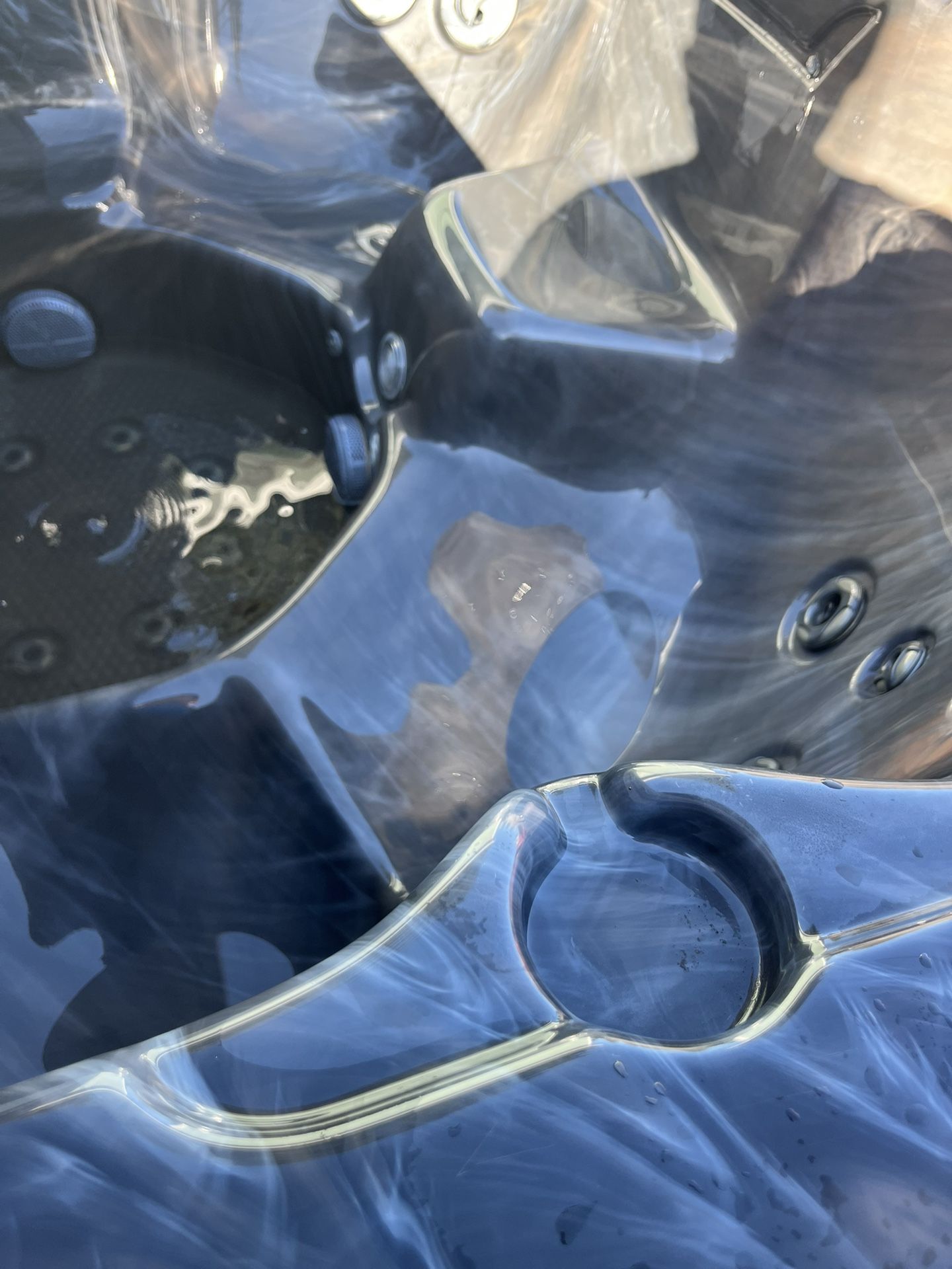 Hot Tube For Sale Good Condition