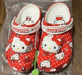 hello kitty crocs