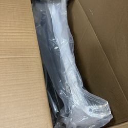 2000 Through 2004 Dodge Dakota 5.9 L Radiator