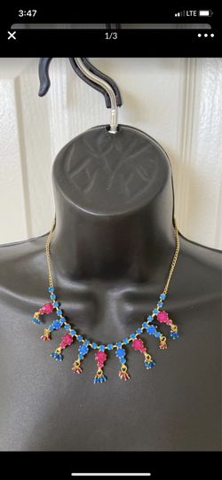 Color stones necklace