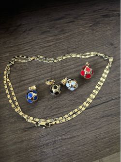 Necklace with pendant