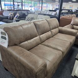 Leather sofa 🚚WE DELIVER🚚