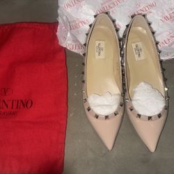 Valentino Studded nude flats size Euro 38 US 8