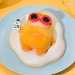 Pop Mart - Pucky Egg Beannie - Sunny Side Up