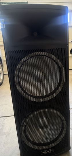Dolphins speaker very loud with super bass