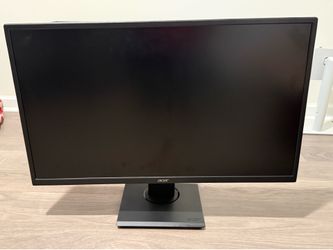 Used  Acer 32’ Inches Monitor