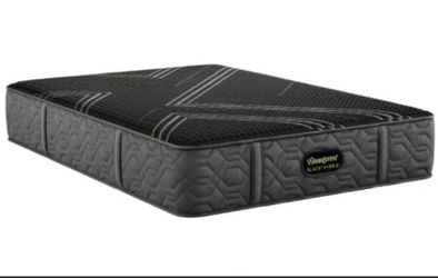 Queen BEAUTYREST Black C-Class medium Tight Top or Plush Pillow Top Mattress Pocketed Coils Cooling Memory Foam $1,200 ($3,500+ msrp) pick up can deli
