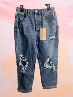 New Women’s  Hollis Haley Distress jeans  Jean Size 27