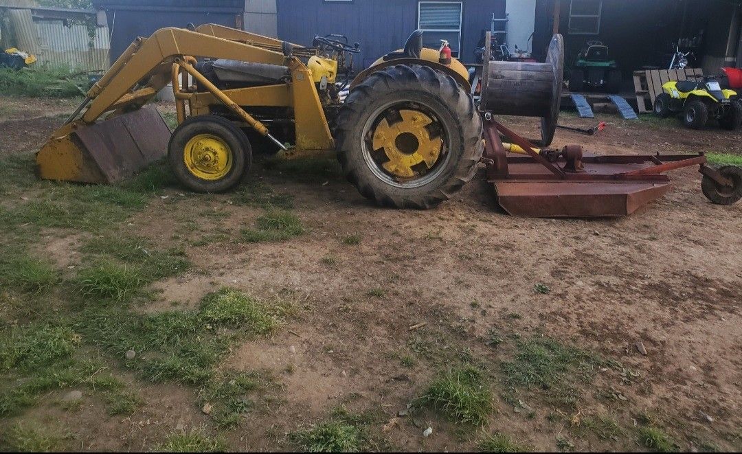 1966 MASSEY FERGUSON MF35