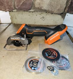 RIDGID 18-Volt SubCompact Cordless 3" Multi-Material Saw (Tool-Only) New