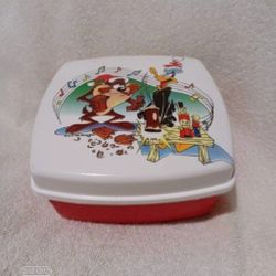 Vintage Looney tunes Christmas storage container