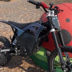 Mototec 60v Pro Electric Dirtbike (TRADES TOO)