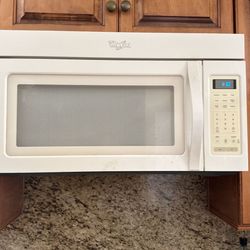 Whirlpool Microwave 