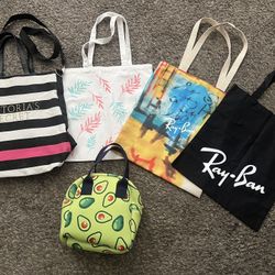 Tote Bags & Lunch Pale