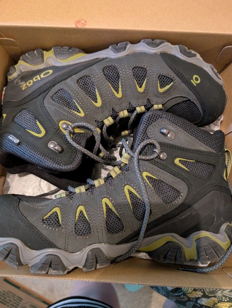 Oboz Hiking Boots