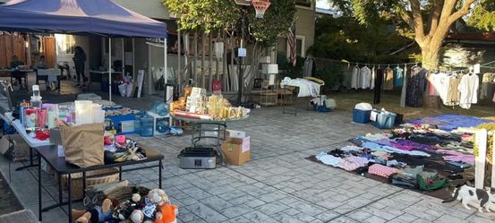 GARAGE SALE!