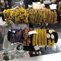 Ildes / PULSERAS BRACELETS ( Santeria / Youruba ) De Oshun , Ochosi 