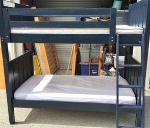 ****Twin Bunk Bed with Mattress ****