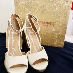 New American Rag Heels 8.5