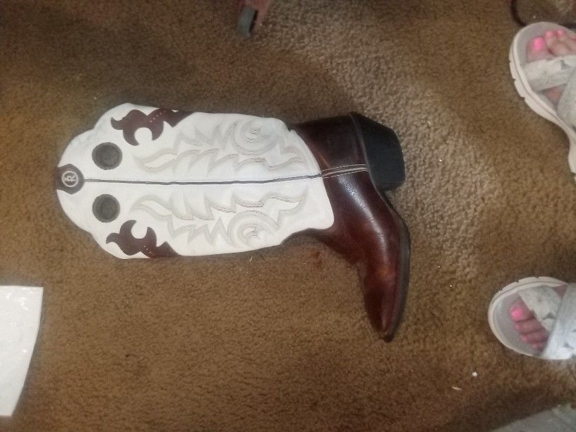 8 1/2 Boots Tony Lamas