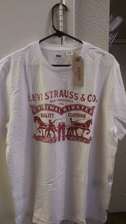 Levi Strauss Tee