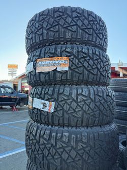 ‼️🚨vendo set de llantas Lt 35x12.50 20 arroyo R/T tires
