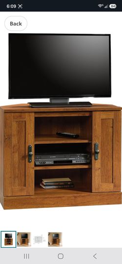 Sauder Harvest Mill corner entertainment stand