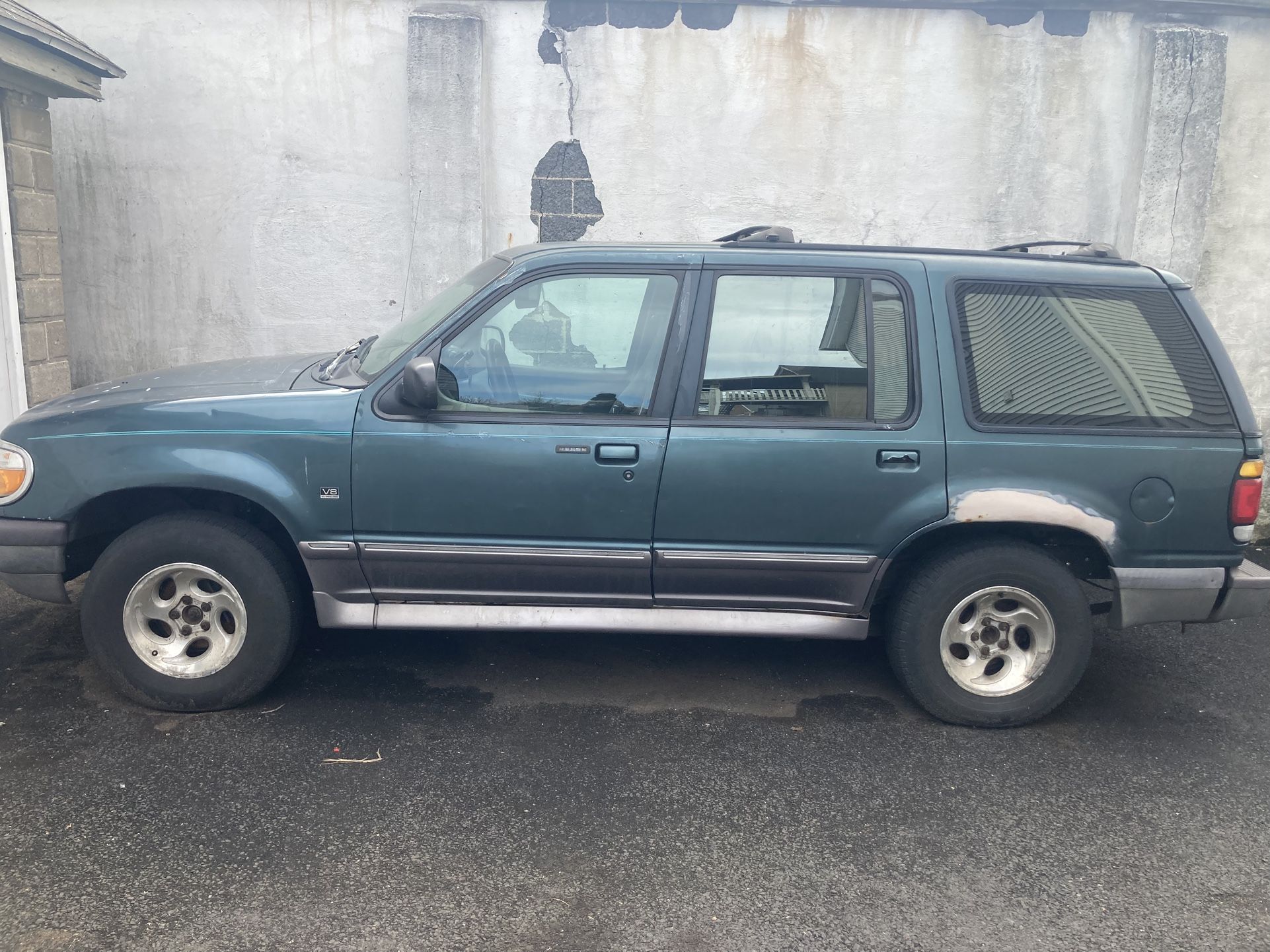 1996 Ford Explorer
