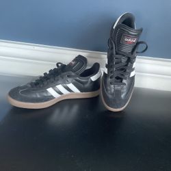 Adidas Sambas Size 8.5