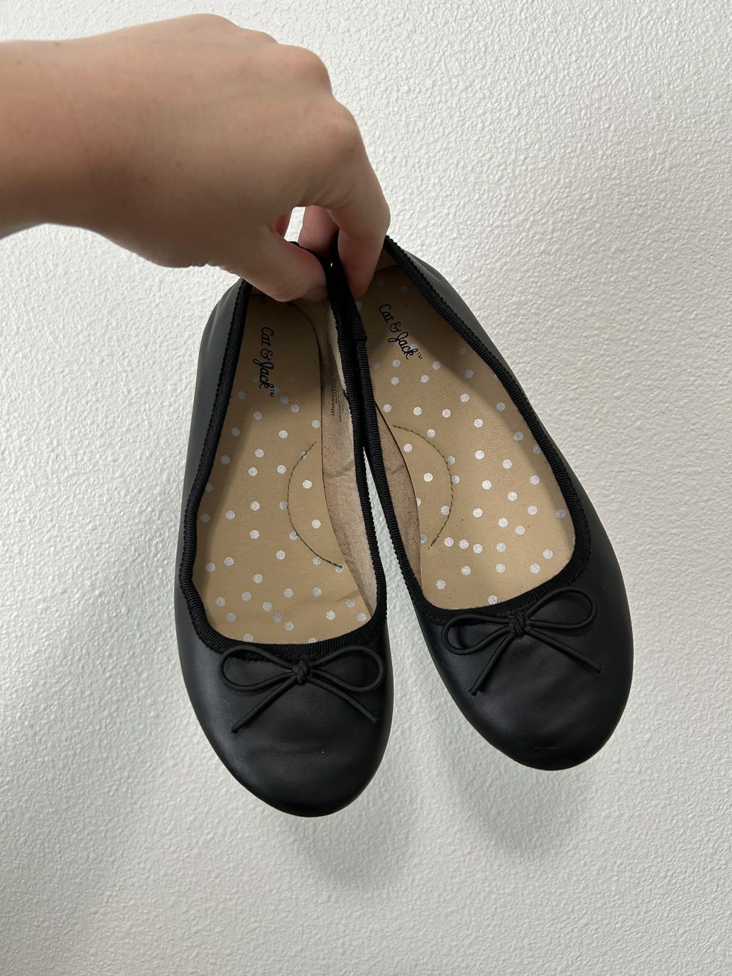Girl’s Black Ballet Bow Flats Shoes size 1
