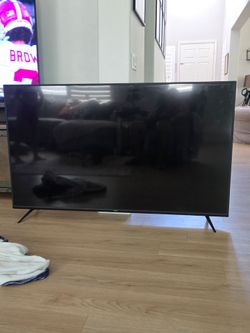 70 inch smart TV, Visio