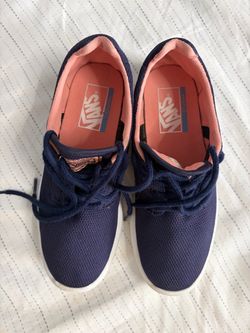 Vans Low-Top Sneakers Navy Blue and Pink