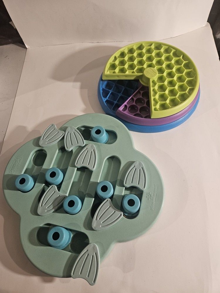 2 INTERACTING DOG PUZZLE/ TOYS