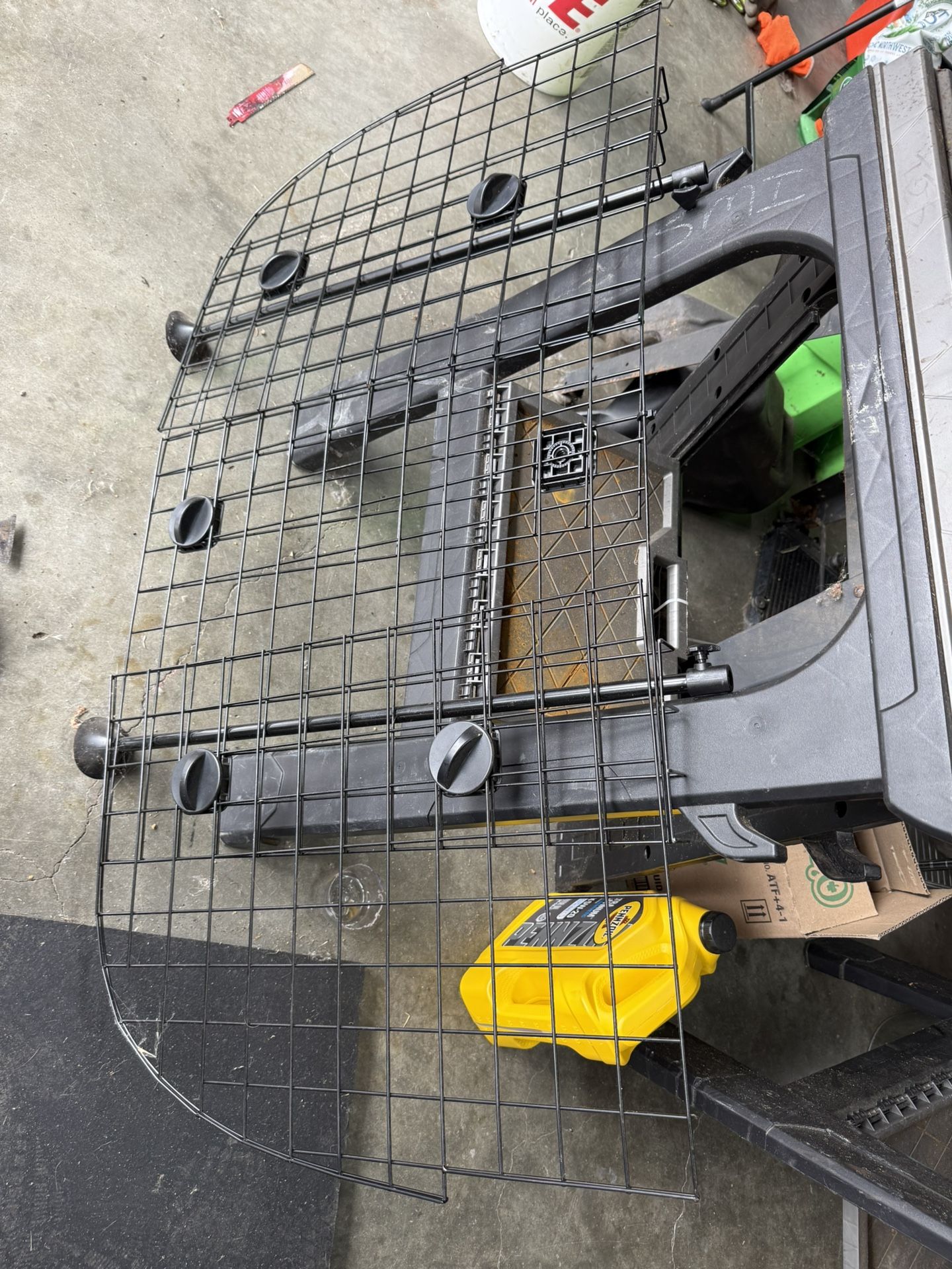 Universal Car Gate 