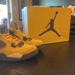 Jordan 4 Lightning Yellow Retro (GS)