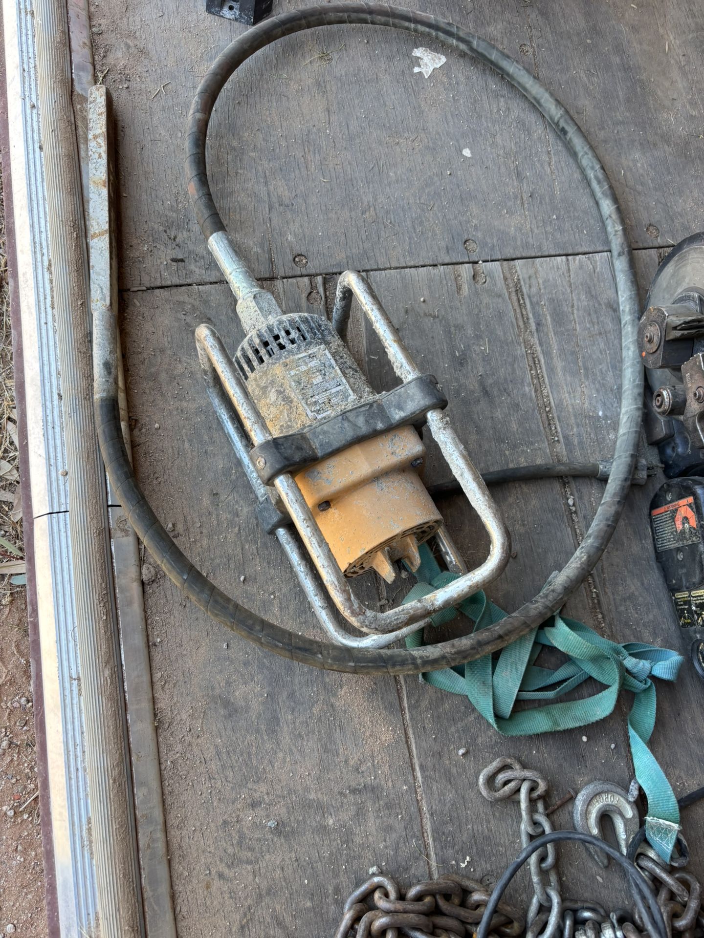 Concrete vibrator 275 $
