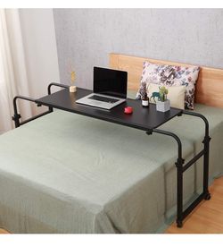 Overbed Table with Wheels Overbed Desk Over Bed Desk King Queen Bed Table Overbed Laptop Table Over Bed Table with Wheels(Black)