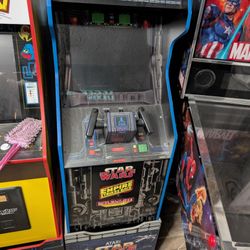 Star Wars 1 Up Arcade With Stool