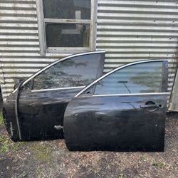 2 Infiniti G37 sedan Driver door