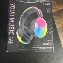 Black Bluetooth wireless LED Light Up Headphones